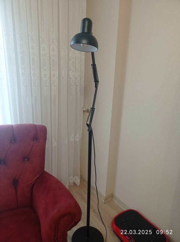 Image #2 from L**** C**