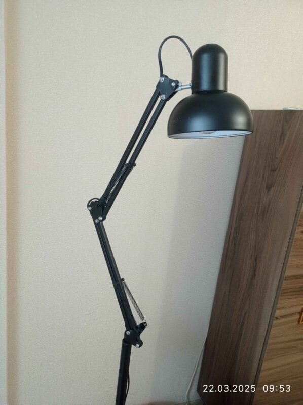 Image #1 from L**** C**