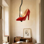 Tekli Kırmızı Sarkıt Ayakkabı Avize